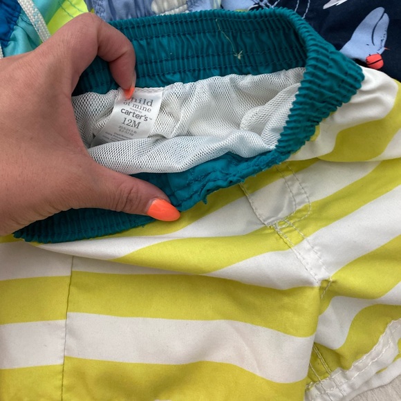 Baby boys swim trunks bundle size 12-18 months EUC from GAP & Carters - Picture 4 of 4